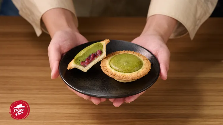 京都宇治抹茶紅豆起司塔。必勝客提供