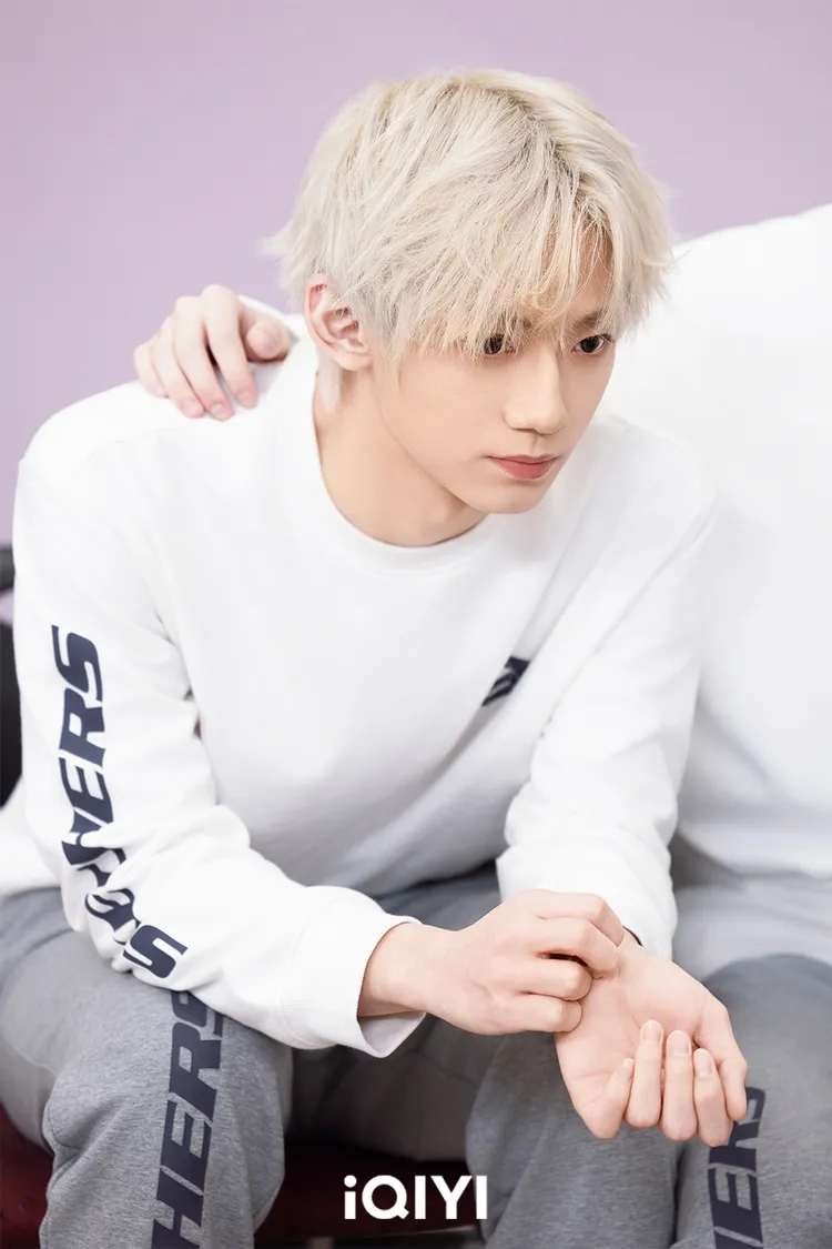 翟浚安從小習舞，有很深的舞蹈底子。愛奇藝國際站提供