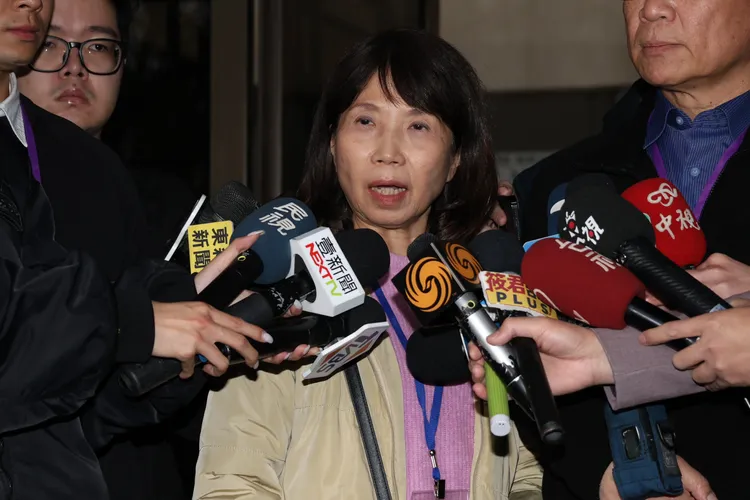 民眾黨立委陳昭姿也替柯文哲喊冤表示，「哪個總統候選人知道每筆帳怎麼走啊？」。記者莊宗達攝