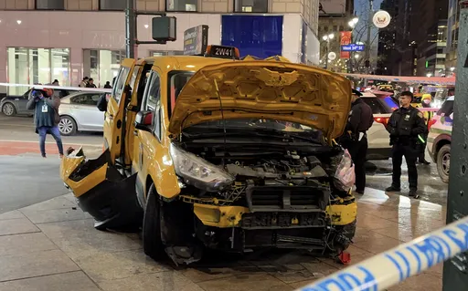 耶誕恐攻?小黃人行道暴衝撞傷6人 警方回應了