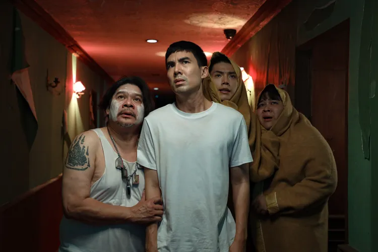 Ter（左二）睽違6年重返大銀幕。CATCHPLAY提供