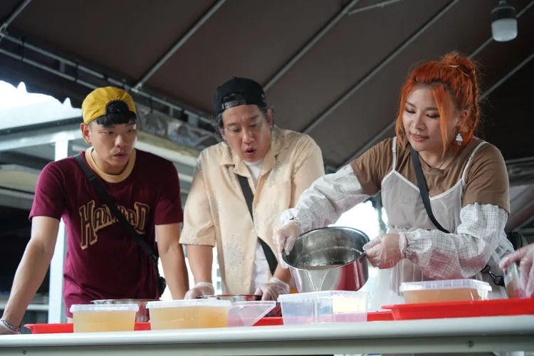 董仔在經過幾集的實境主持，台語能力明顯進步。公視台語台提供