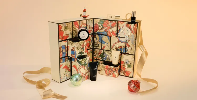 1F Jo Malone London的璀璨復古派對25天倒數月曆，推薦價 17400元，限量30組。