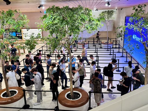 智慧手機AI功能遇冷　73%iPhone與87%三星用戶不買單