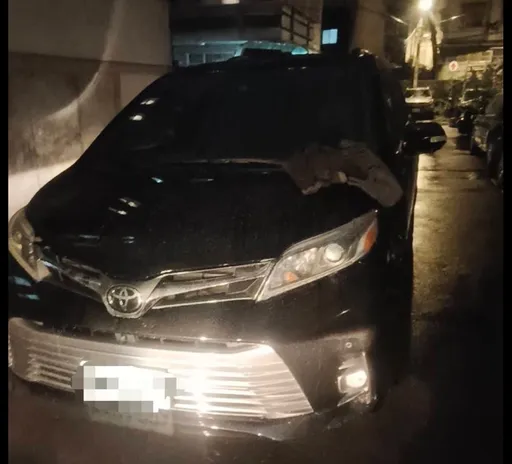 考試院前院長關中夫婦遭控是惡鄰!放任司機亂停車還打人 鄰居掛彩提告