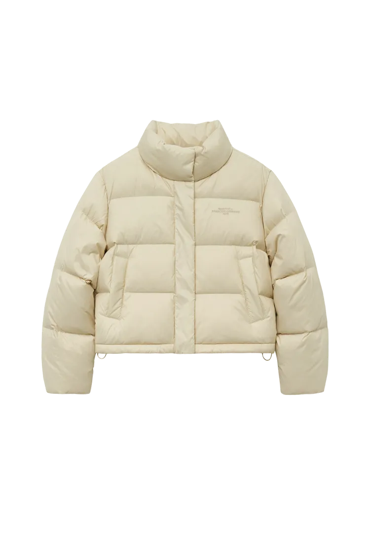 MFG 短版羽絨外套，7690元。品牌提供