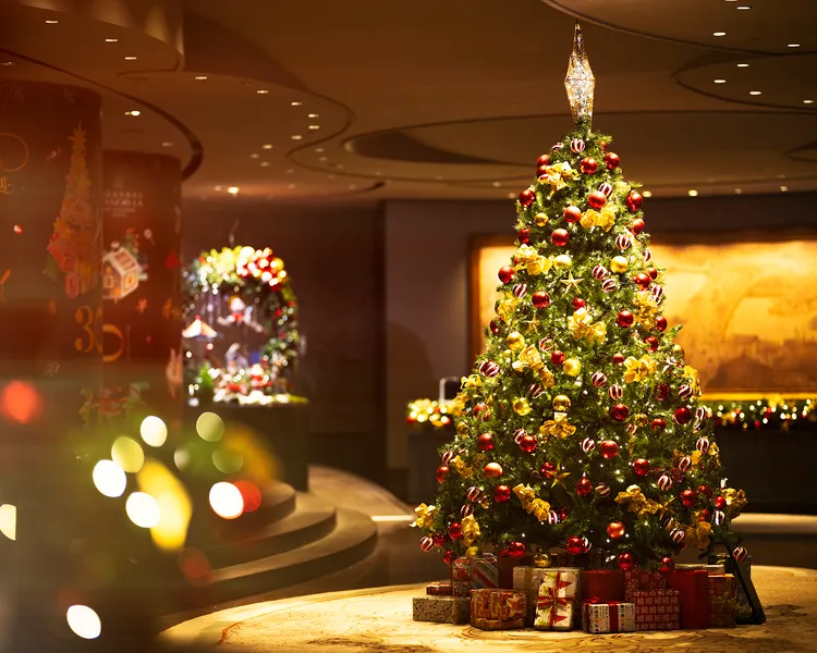 台北遠東香格里拉多年來以精心設計的聖誕裝置藝術成為熱門打卡點，每年都吸引眾多民眾前來拍照留念，承載無數人的歡樂回憶。業者提供