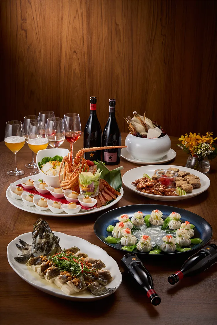 誠品行旅館外餐飲品牌「聚聚樓」於新店推出尾牙春酒提案，細膩詮釋大中華料理。業者提供