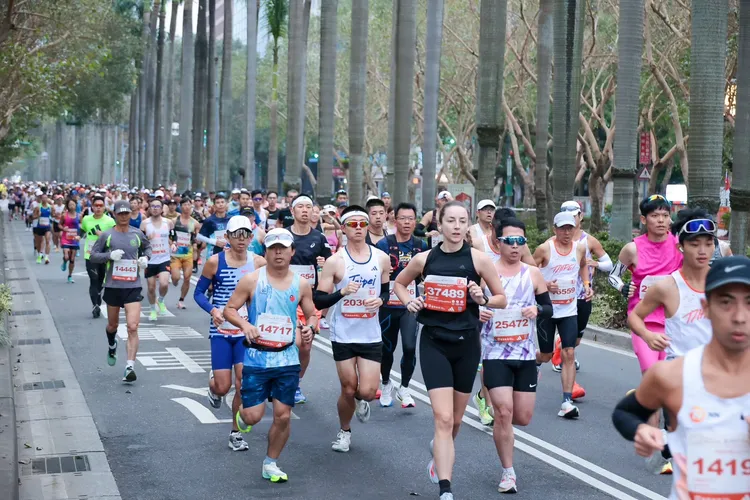 臺北馬拉松行經臺北市街道。大漢行銷