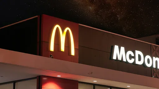 麥當勞17歲少女被性侵　洪申翰：僱主不是開除加害者就沒事