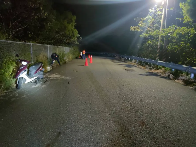 車禍發生在苗栗縣通霄鎮五北里產業道路。民眾提供