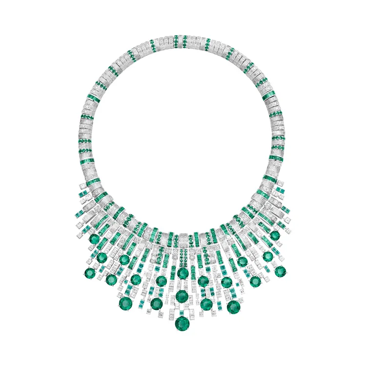 Essence of Extraleganza 頂級珠寶系列 18K 白金祖母綠鑽石項鍊，全球限量1件，7800萬元。品牌提供