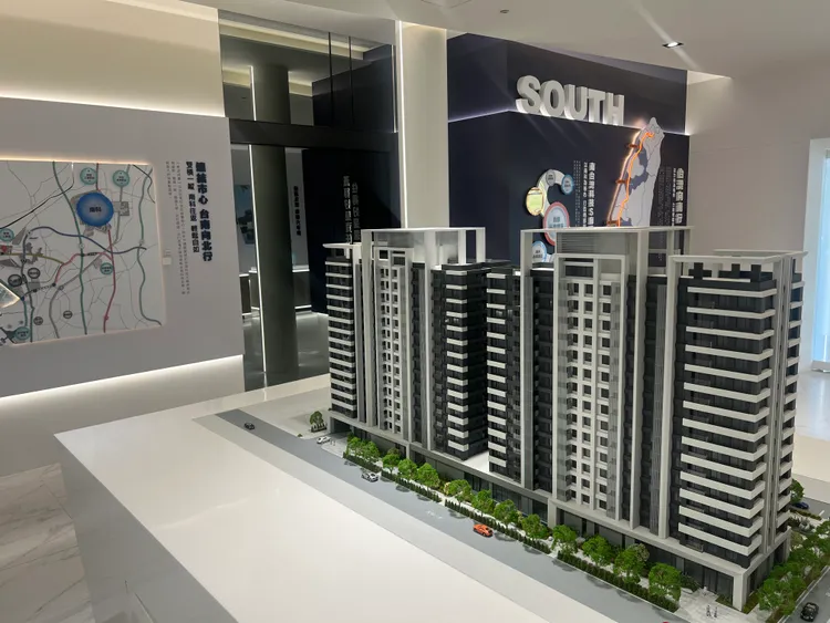 建案導入SGS驗證，針對水電與機電設施、消防設施及各類管線進行檢測。葉家銘攝