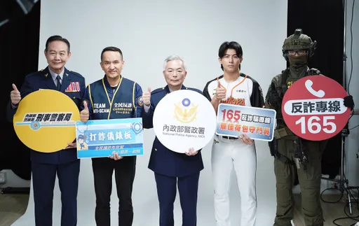 「台灣隊長」陳傑憲這次揮棒打詐! 愛爾麗總裁常如山贊助800萬助拍