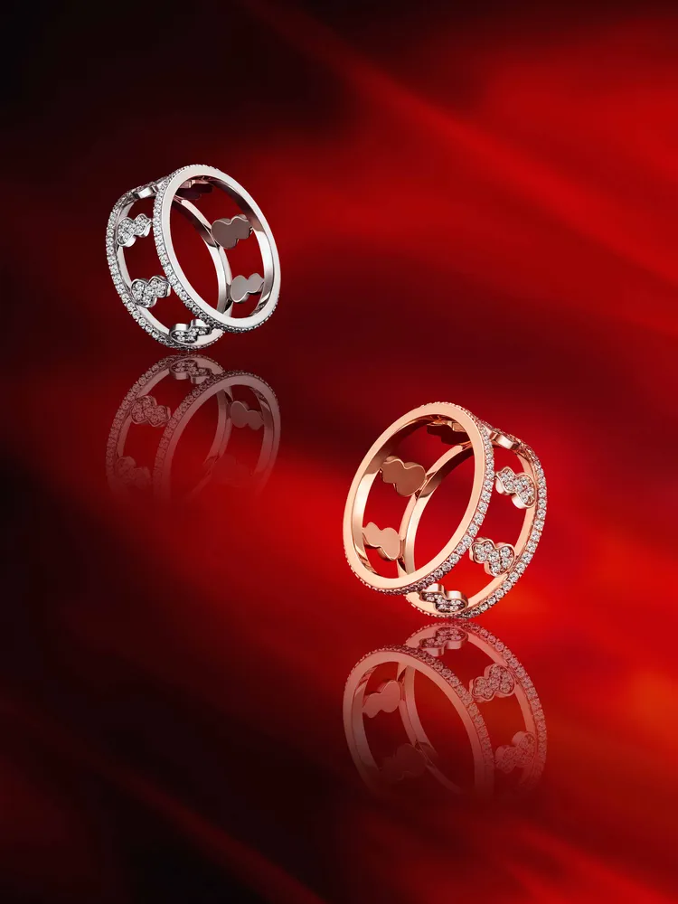 Wulu 18K白金&玫瑰金全鑽葫蘆小八福戒指，各20萬9000元。品牌提供