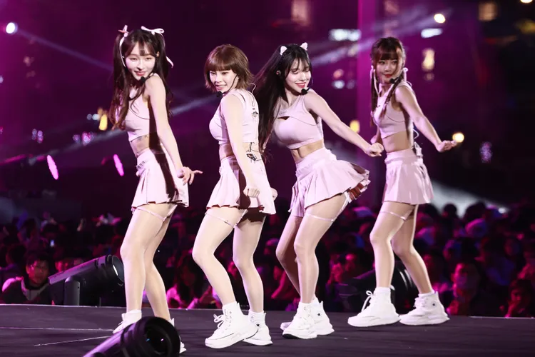 Dragon Beauties小龍女為台北跨年開場。彭欣偉攝