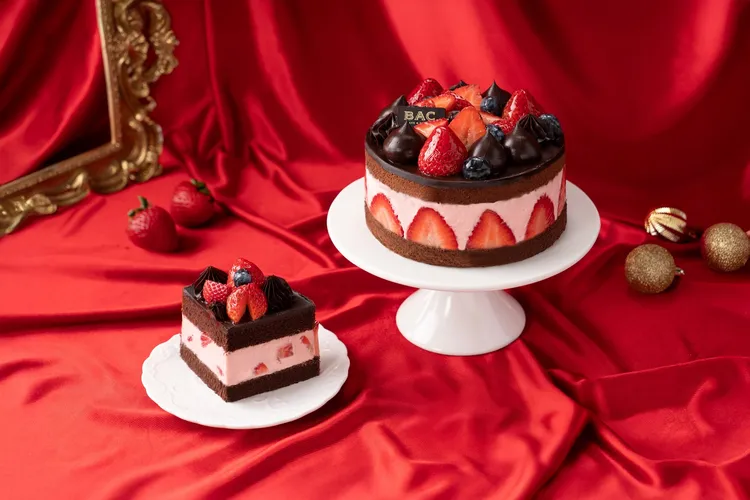 BAC覆盆莓草莓巧克力蛋糕。業者提供