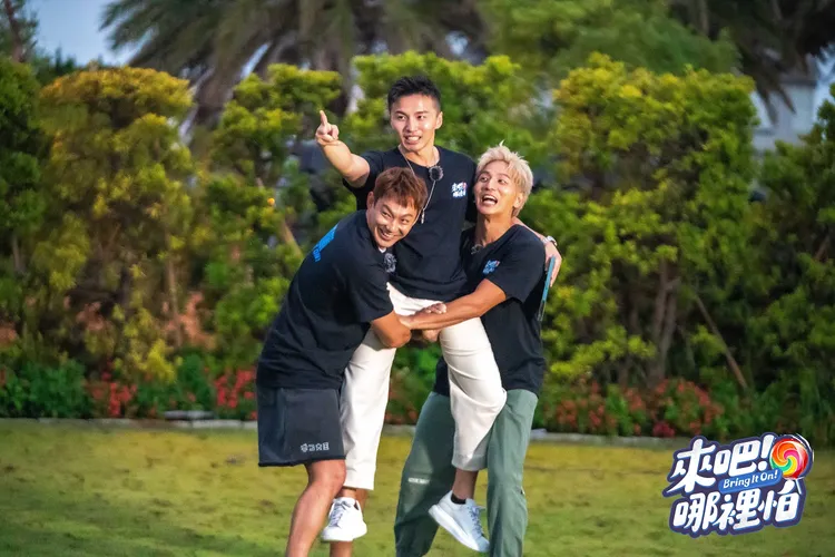 威廉（左）因阿緯（中）在節目爆料過往愛情故事，播出後差點威廉的婚姻危機。TVBS提供