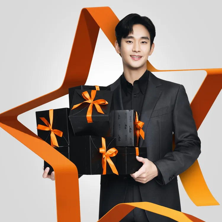 MIDO釋出了由金秀賢拍攝的年末形象照。品牌提供