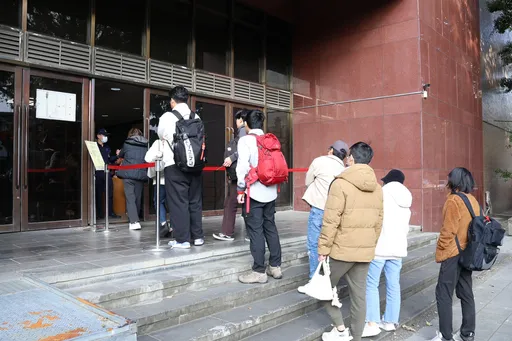 柯文哲再現羈押危機！北院開庭　30警力部署防小草衝突