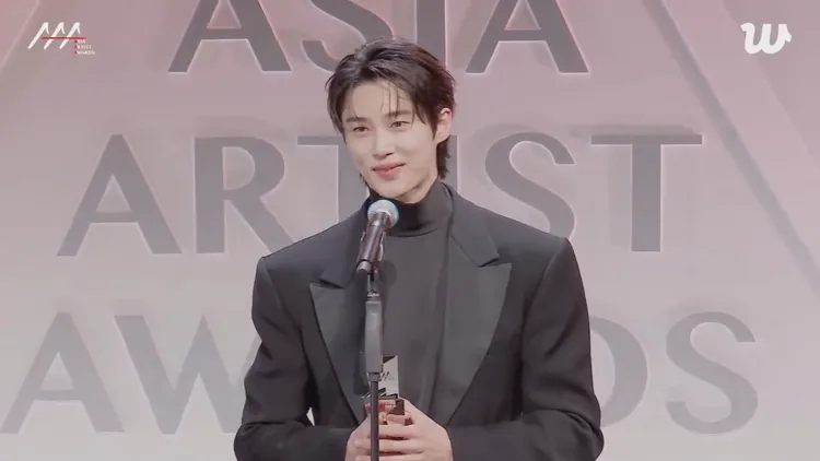 邊佑錫感謝粉絲投票。翻攝Weverse