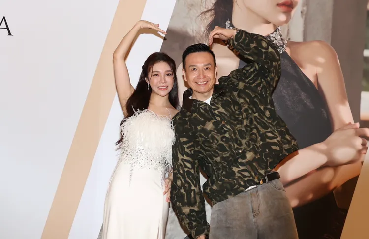 小鐘（右）示愛之絃被打槍。莊宗達攝