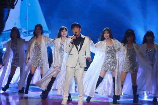 演唱劉家昌作品《揚帆》 張小燕一句介紹詞讓陽帆紅透半邊天