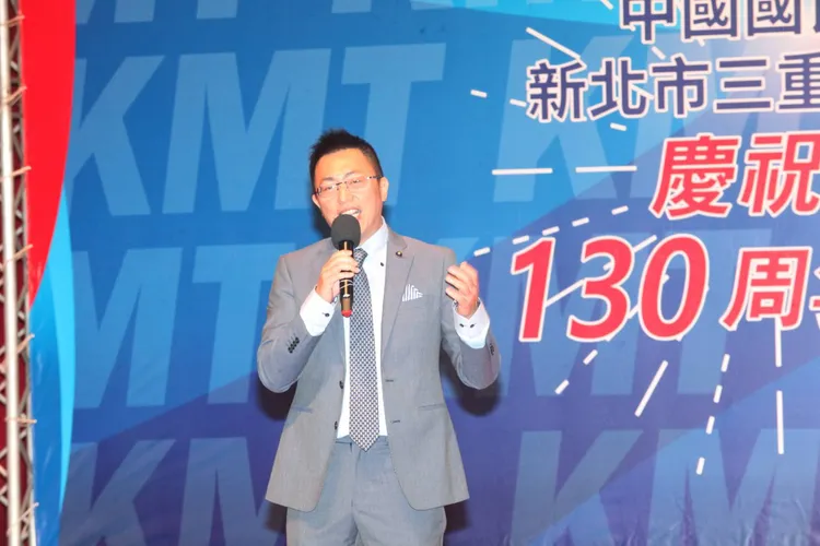 三重黨部主委王威元在地方擁有高人氣，有信心帶領國民黨重拾民心，綠地重現藍天。黨部提供