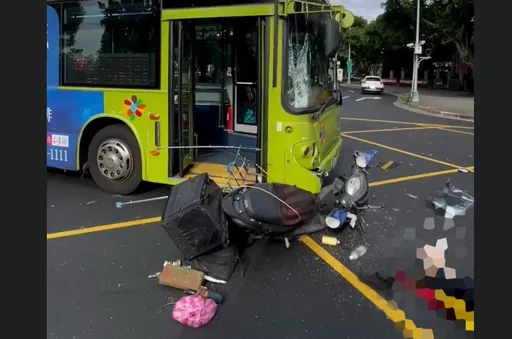 再添亡魂!北市7旬翁騎機車路口碰撞公車 重傷送醫不治