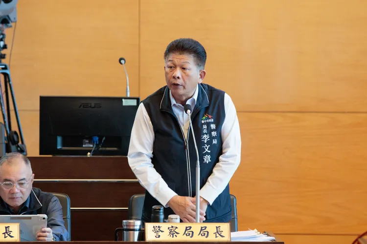 台中市警局長李文章說，曾姓警務正被調職是因為不當交往、被傳訊未報告，無關霸凌。資料照片