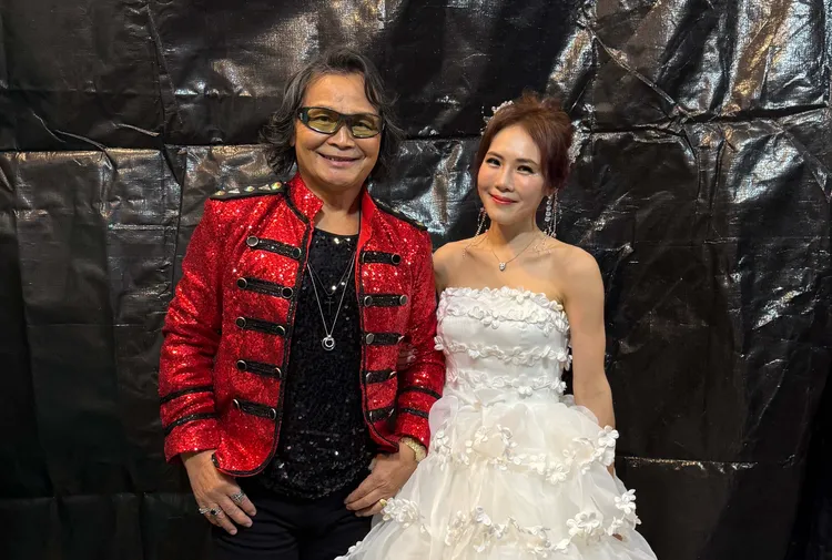 吳申梅擁有長輩緣，被金曲歌王沈文程悉心照顧。。放音樂提供