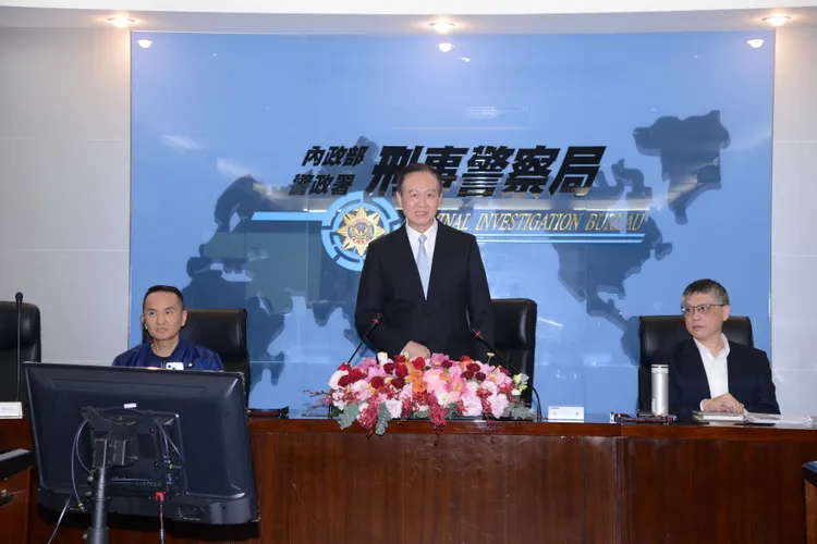 刑事局長周幼偉讚許愛爾麗集團熱心公益，總裁常如山親民作風與對在地小吃文化的熱愛，反映在他對警察同仁的關懷上。刑事局提供