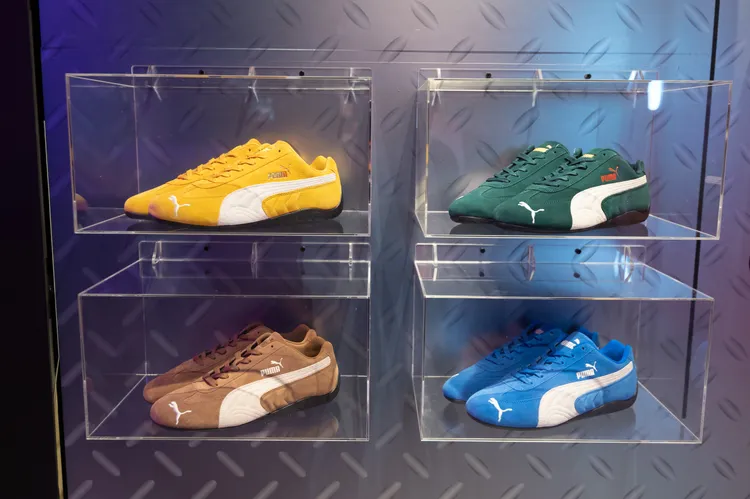 復刻黃、桃木綠、摩卡棕、寶藍等4款顏色將於明年開賣 。品牌提供