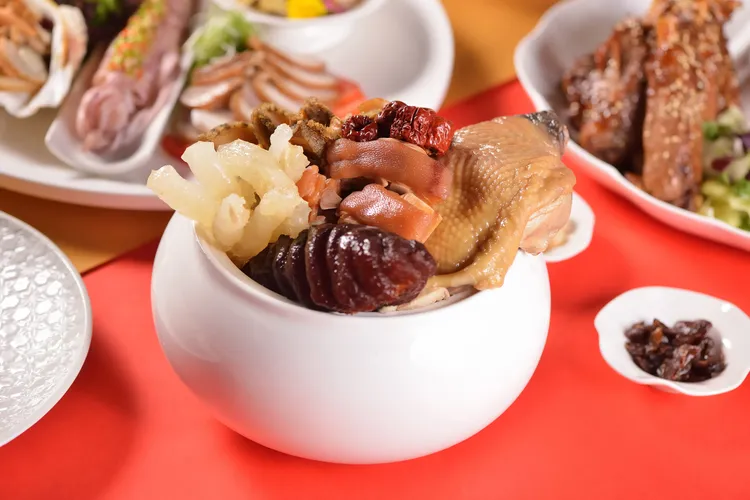 淮揚珍饈聚寶盆。業者提供