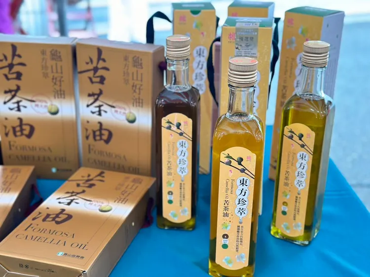 桃園苦茶油東方珍萃。農業局提供