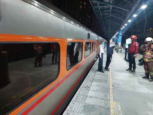 詭異!台鐵浮洲站有人跳軌疑遭自強號直接撞上 找不到遺體