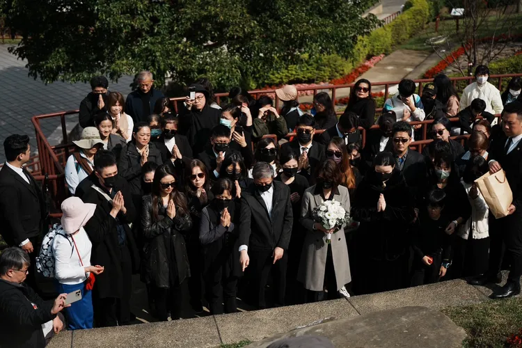 瓊瑤圓滿走完最後一程，家屬、親友神情。特勤中心攝影