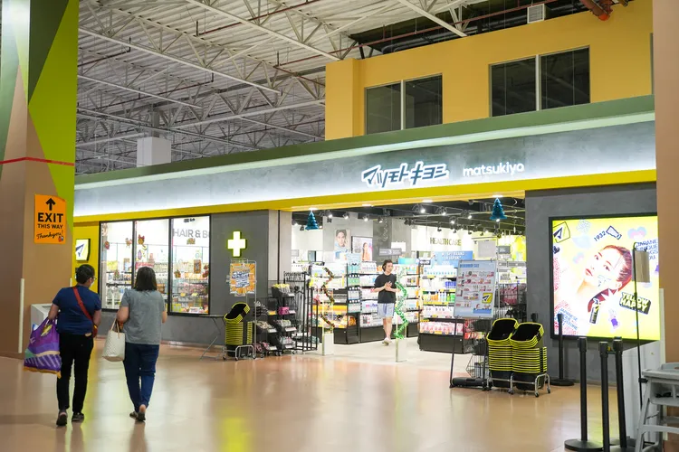 唐吉訶德村內另有大創、松本清等店中店。田欣雲攝影