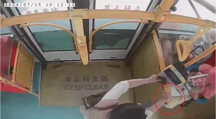 裁決所稱當事人未緊握扶手，判定駕駛和光華巴士無任何肇事責任。議員李明賢辦公室提供