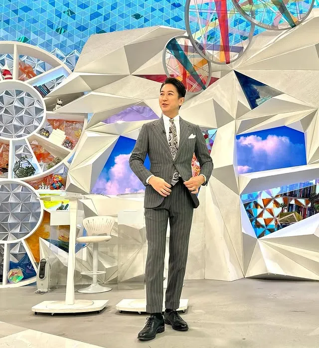 身高183公分的谷原章介以模特兒入行，目前跨足演戲和主持。翻攝谷原章介IG