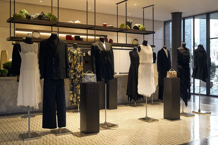 夏姿（SHIATZY CHEN）2025春夏「點霄」系列今日在台北舉辦靜態預覽。品牌提供