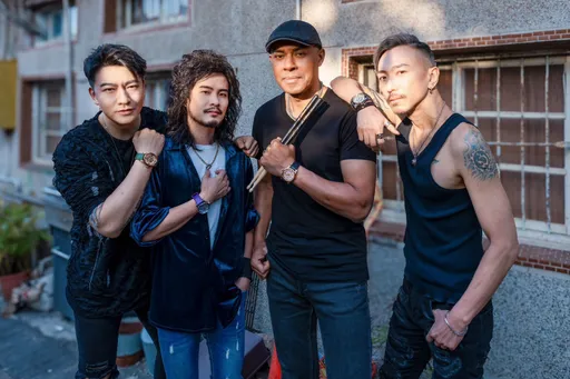 信樂團開唱埋洋蔥 鼓舞追隨22年罹癌歌迷