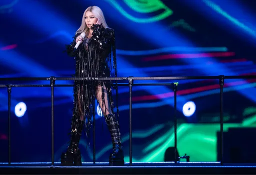 直擊|張惠妹大巨蛋演唱會太爽了 4萬人跳起來《三天三夜》超震撼!