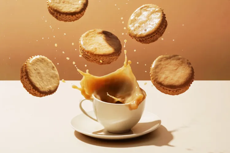 台茶18號紅玉紅茶與起司組合成奶茶般濃厚茶香又溫醇無澀感，皆是消費者首選的人氣口味。業者提供