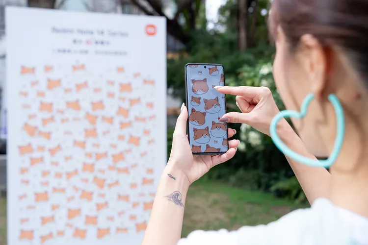 Redmi Note 14 Pro+ 5G與Redmi Note 14 Pro 5G雙機皆配備2億畫素AI相機系統，一鍵即可輕鬆完成影像編輯。小米提供