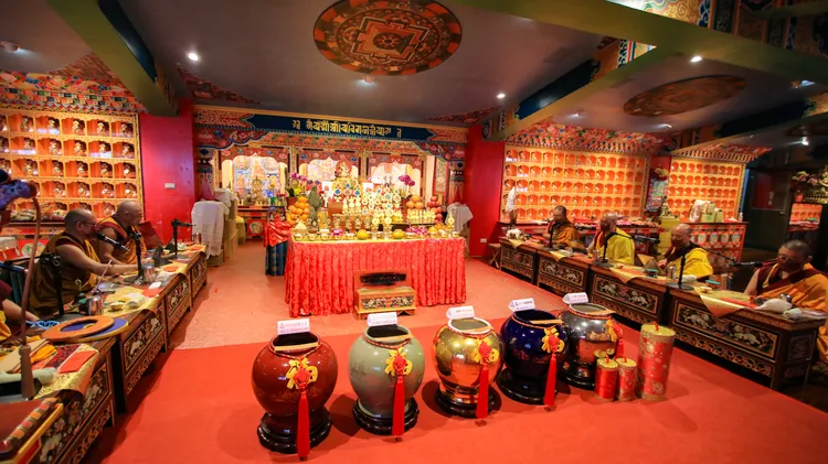 財寶宮殿舉辦新春限定「財神法會」。靈鷲山佛教教團提供