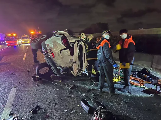 國1彰化北向路段深夜重大車禍 4車連環撞釀1死5傷