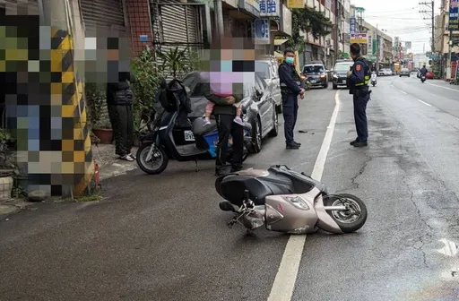 台中大貨車沿路漏油害2機車打滑摔倒 警方找上門駕駛才知闖禍