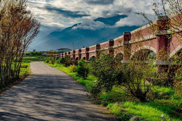 二層坪水橋景點。縱管處提供