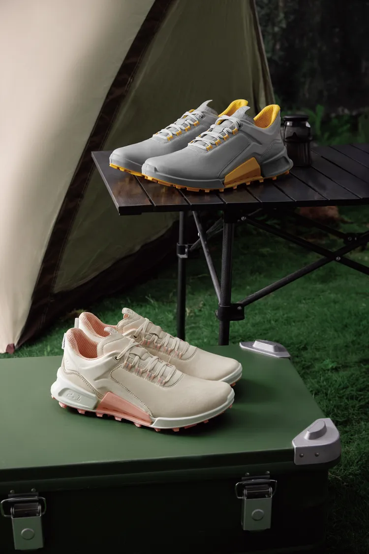 「BIOM 2.1 X MOUNTAIN」採用僅0.5 mm薄度的獨創DYNEEMA牛皮與織物混製而成。品牌提供